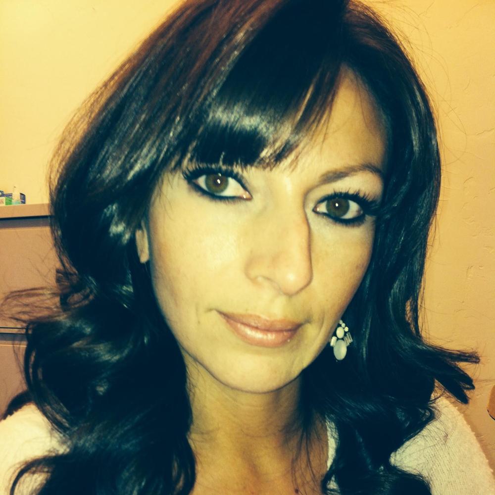 Meet your Posher, Dana